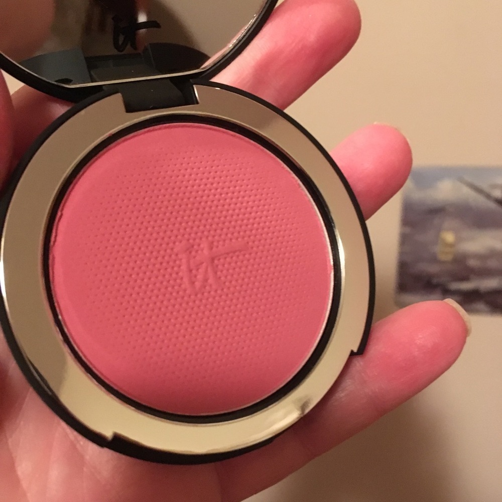 IT cosmetics Bye Bye Pores Blush